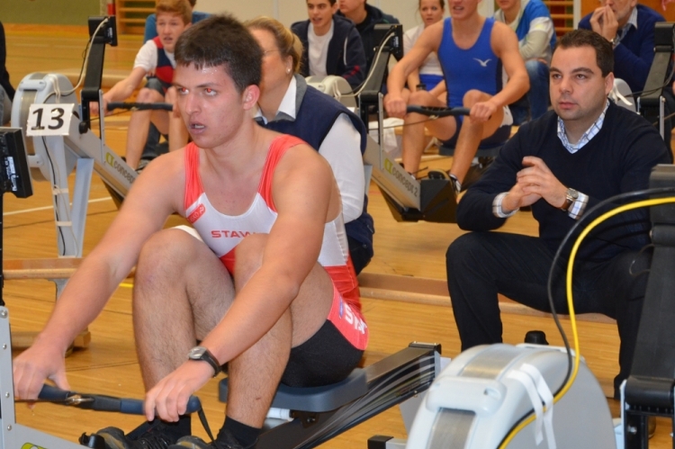 2013_indoor_r03.jpg